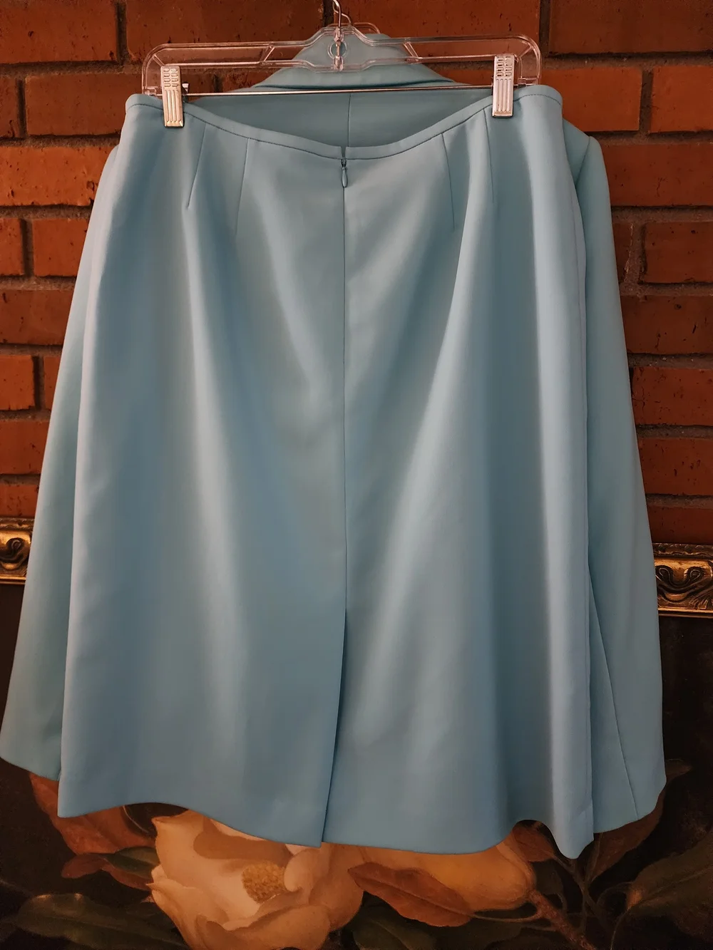 Le Suit Aqua Blue Women's Blazer and Skirt Set